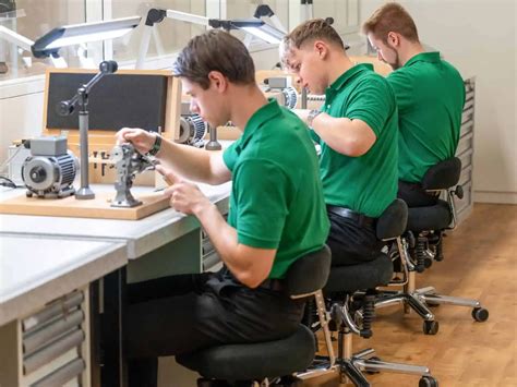 rolex uhrmacher ausbildung|Rolex gmbh ausbildung.